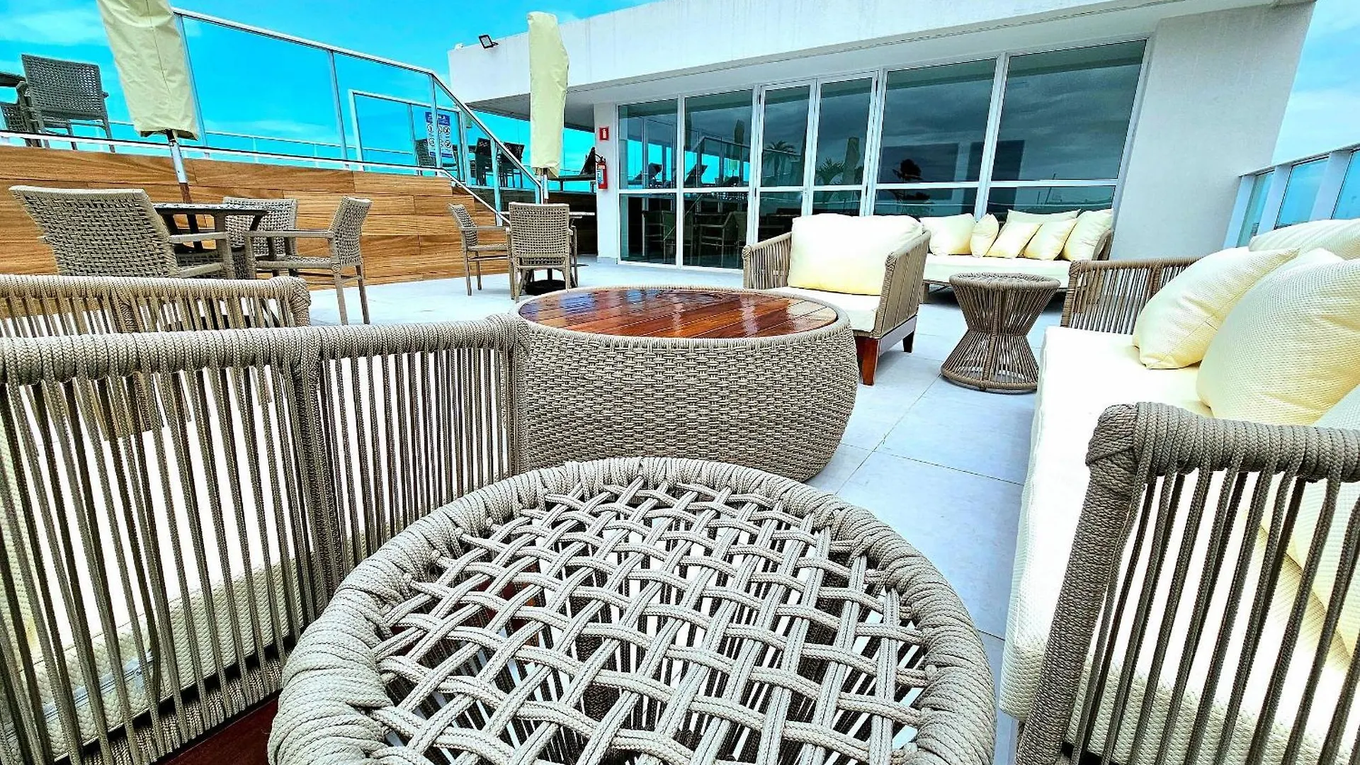 Luxo E Conforto No Nixxus Proximo Ao Mar, Com E Sem Piscina Privativa By Hm Pôrto das Galinhas 0*,  ブラジル